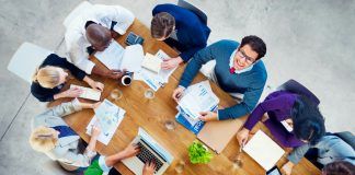 Cómo funciona nuestro servicio de tintorería para empresas Servicio de tintorería para empresas
