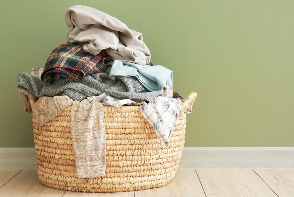 Cambio de armario en otoño: consejos prácticos para cuidar tu ropa