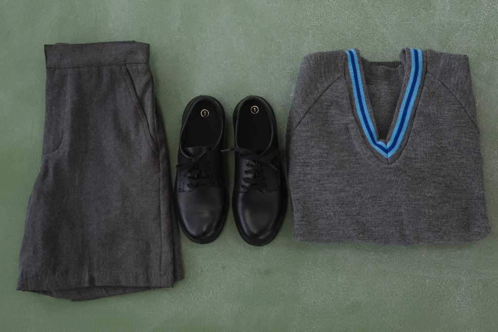 Vuelta a la rutina: cómo preparar uniformes escolares y ropa de trabajo